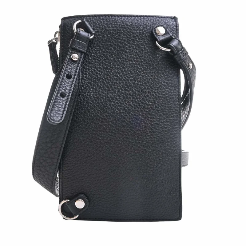 Small - sized Fendi crossbody bags in smooth calfskin leather for a compact and stylish carrySmall - sized Fendi crossbody bags in smooth calfskin leather for a compact and stylish carrySmall - sized Fendi crossbody bags in smooth calfskin leather for a compact and stylish carryFENDI leather pochette shoulder bag 7AS034 black ladies