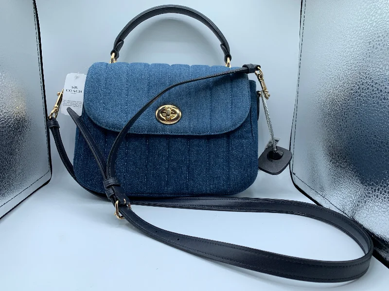 Coach handbags with a metal - framed clasp for durability and styleCoach handbags with a metal - framed clasp for durability and styleHandbag Designer By Coach  Size: Small