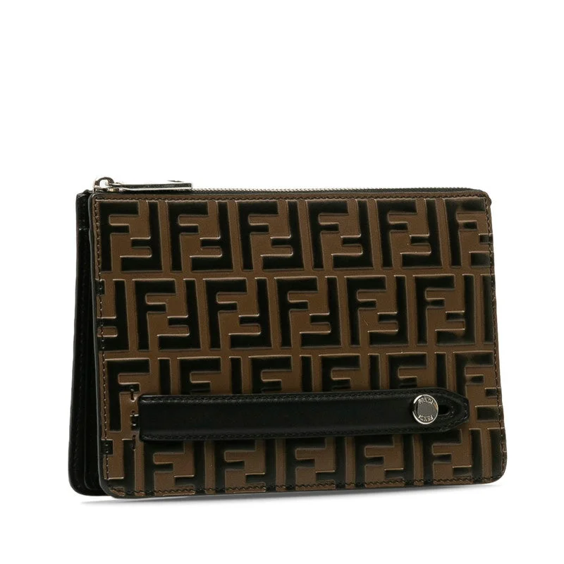 Fendi handbags with a metal - framed clasp for durability and a stylish lookFendi handbags with a metal - framed clasp for durability and a stylish lookFendi handbags with a metal - framed clasp for durability and a stylish lookFENDI FENDI ZUCKA 7VA350 Cracksack Leather Brown Ladies and Gentlemen