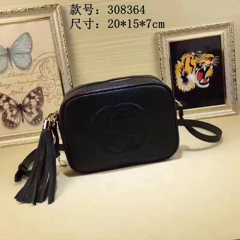 Ladies Gucci shoulder bags with a magnetic - closure flapLadies Gucci shoulder bags with a magnetic - closure flapBC - GUCCI BAG - 2244