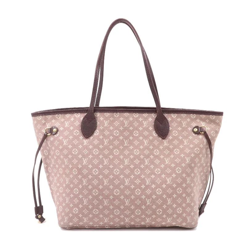 Louis Vuitton bags with a detachable mirror inside for on - the - go touch - upsLouis Vuitton Monogram Idylle Neverfull MM Tote Bag Sepia M40515