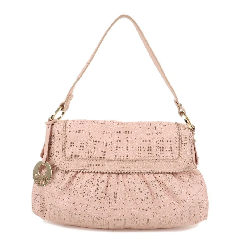 Fendi By The Way bags with a detachable pouch for separating small itemsFendi By The Way bags with a detachable pouch for separating small itemsFendi By The Way bags with a detachable pouch for separating small itemsFENDI Zucca Leather Punching Shoulder Bag Pink 8BR445