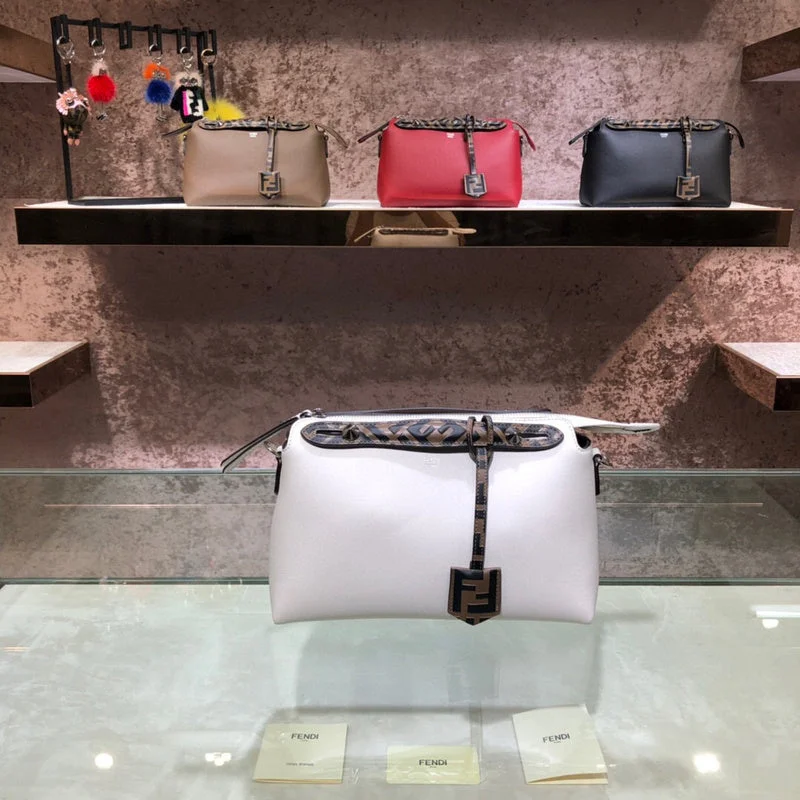 Ladies Fendi shoulder bags with a detachable phone stand for hands - free viewingLadies Fendi shoulder bags with a detachable phone stand for hands - free viewingLadies Fendi shoulder bags with a detachable phone stand for hands - free viewingBC - FENDI BAGS - 916