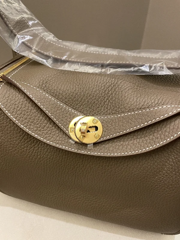 Monogram - Embellished Hermes Bags for a Personalized FlairHermes Lindy 26 Etoupe Clemence