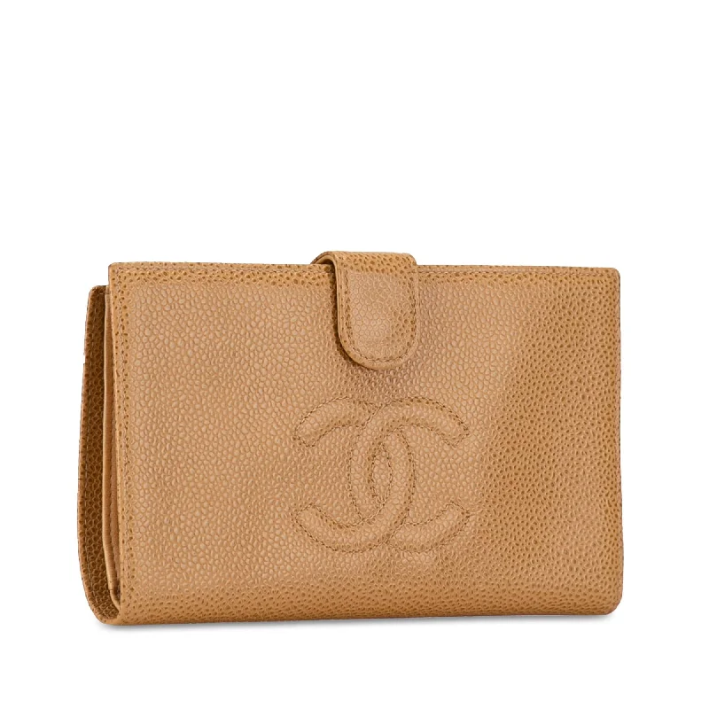 Chanel Quilted Leather Shoulder Bag for FashionistasChanel Quilted Leather Shoulder Bag for FashionistasChanel CC Caviar Leather Long Wallet (mY85SQ)