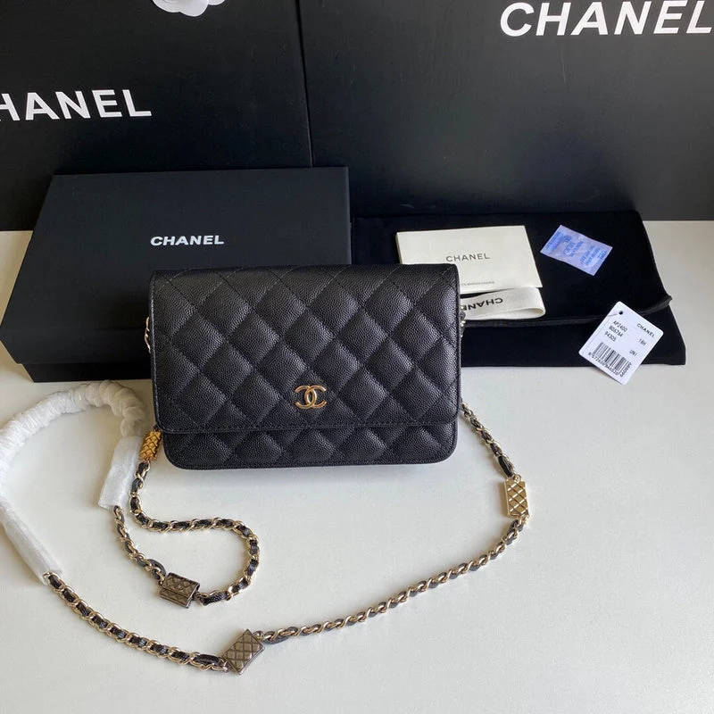 Chanel Quilted Leather Shoulder Bag for FashionistasChanel Quilted Leather Shoulder Bag for FashionistasWF - Chanel Bags - 1357