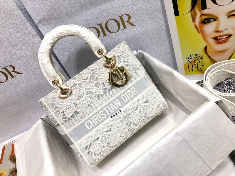 Christian Dior bags with a detachable coin purse insideChristian Dior bags with a detachable coin purse insideBC - Dior Bags - 1747