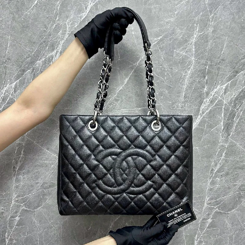 Chanel Black Handbag for Business MeetingsChanel Black Handbag for Business MeetingsGST Grand Shopping Tote Caviar Black SHW No 13