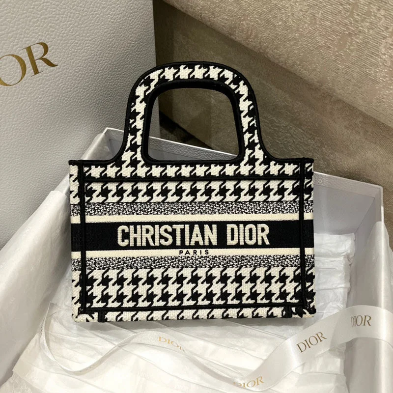 Christian Dior handbags with a snap - button closure and a decorative buckleChristian Dior handbags with a snap - button closure and a decorative buckleChristian Dior Bags - 4543