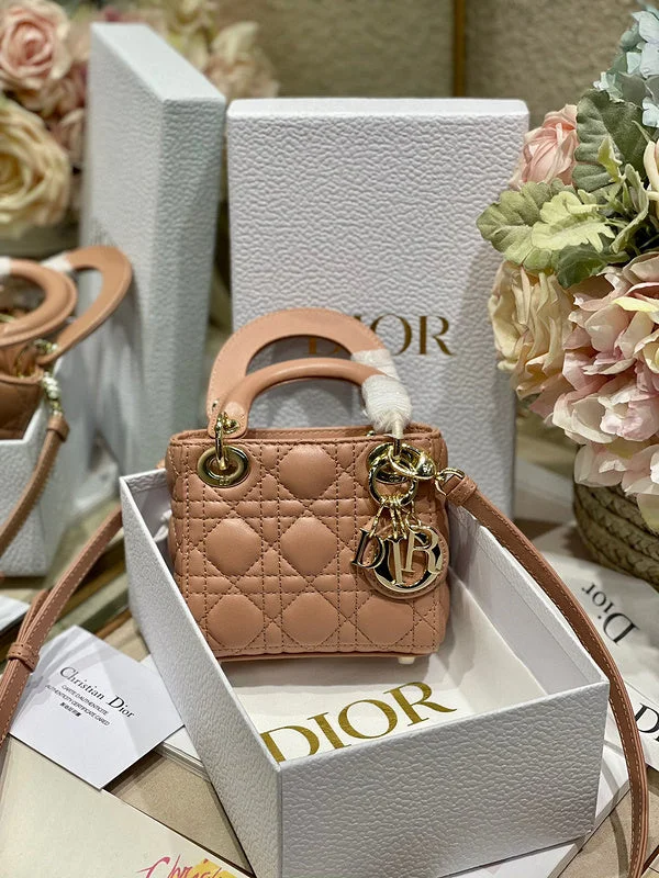 Christian Dior handbags with a removable shoulder strap for versatilityChristian Dior handbags with a removable shoulder strap for versatilityChristian Dior Bags - 4560