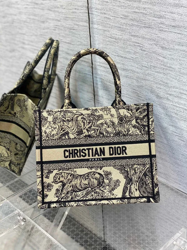 Christian Dior tote bags with a printed Dior logo on the frontChristian Dior tote bags with a printed Dior logo on the frontChristian Dior Bags - 4581