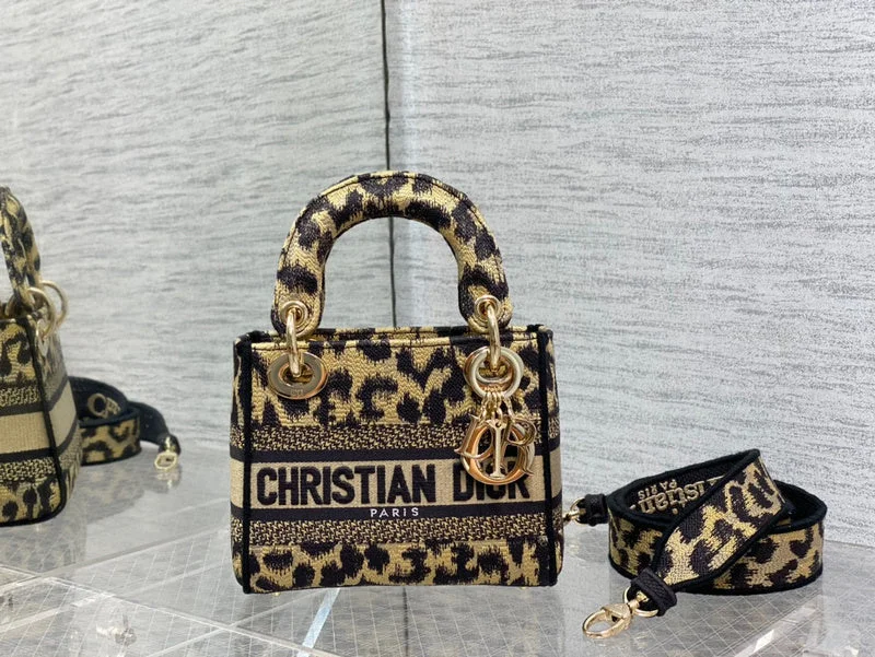 Stylish Christian Dior shoulder bags with a tassel - adorned zipperStylish Christian Dior shoulder bags with a tassel - adorned zipperChristian Dior Bags - 4590