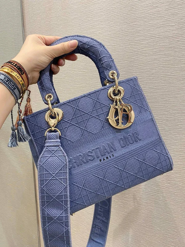 High - fashion Christian Dior bags with a geometric patternHigh - fashion Christian Dior bags with a geometric patternChristian Dior Bags - 6039