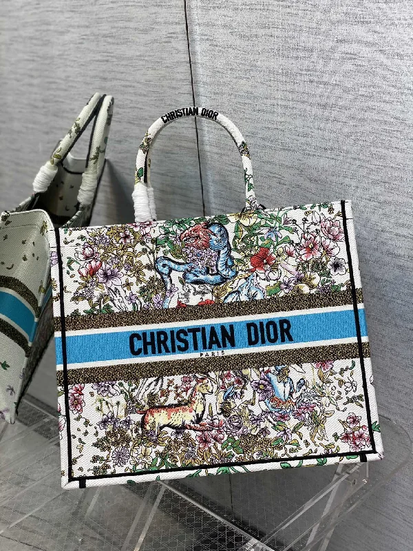 Christian Dior crossbody bags with a front - flap pocket for easy accessChristian Dior crossbody bags with a front - flap pocket for easy accessChristian Dior - Luxury Bags  370