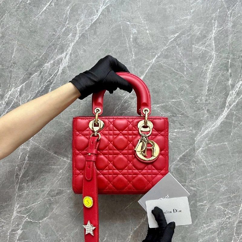 Christian Dior bags with a detachable coin purse insideChristian Dior bags with a detachable coin purse insideLady Small Lambskin Charm ABC Red GHW