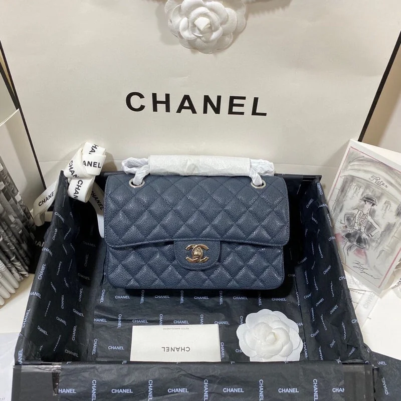 Chanel Quilted Leather Shoulder Bag for FashionistasChanel Quilted Leather Shoulder Bag for FashionistasWF - Chanel Bags - 1809